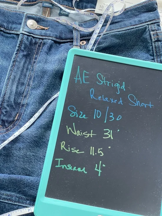 American Eagle Strigid Relaxed Denim Shorts - Picture 7 of 7